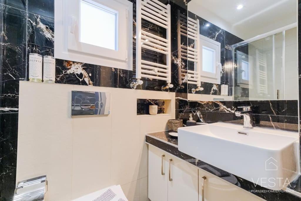 Theofilos Urban Apartment, Close To City Center Thessaloníki Eksteriør billede