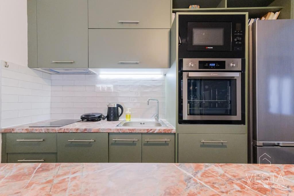 Theofilos Urban Apartment, Close To City Center Thessaloníki Eksteriør billede